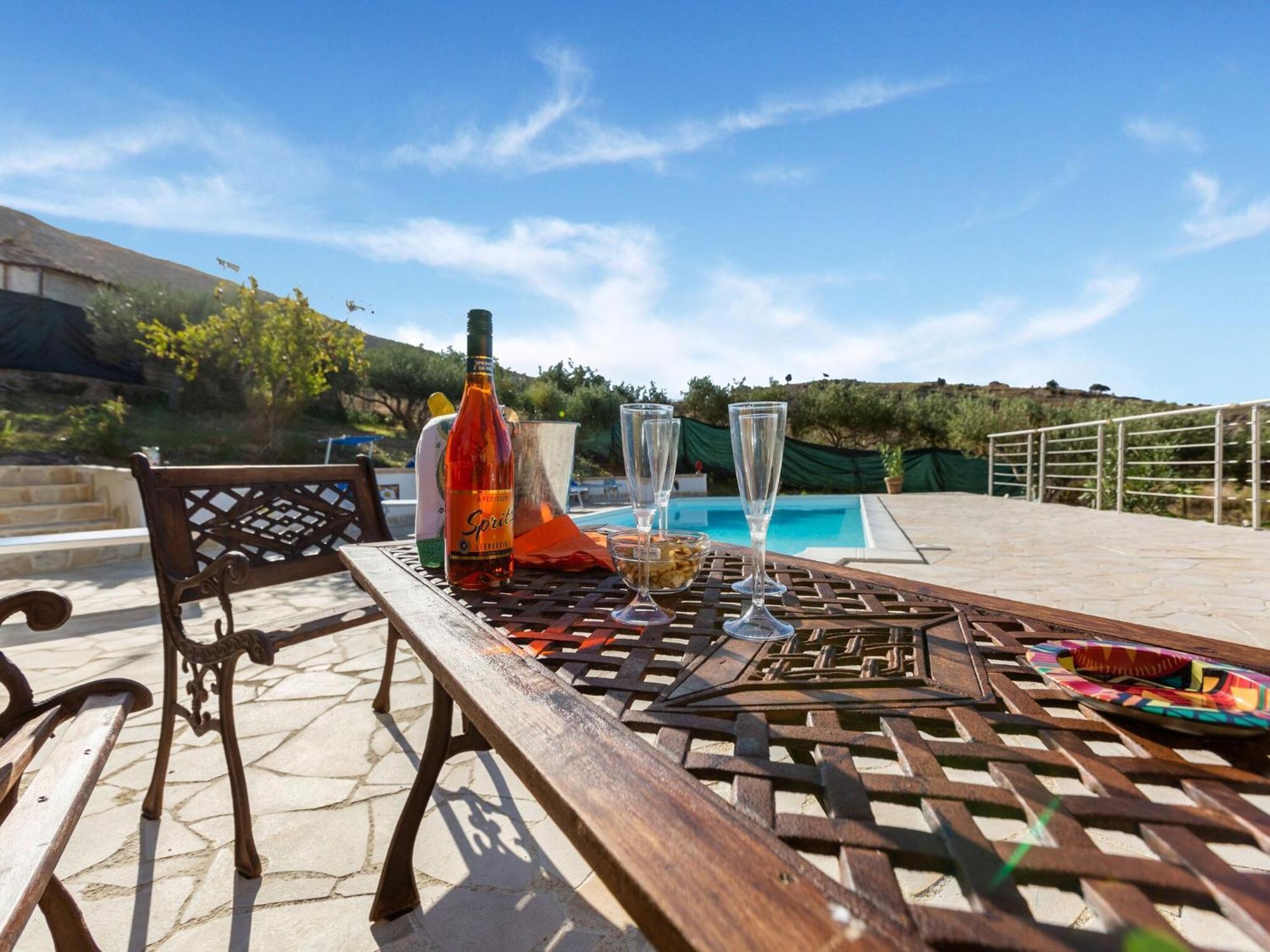 Ravishing Villa In Realmonte With Private Swimming Pool Eksteriør bilde